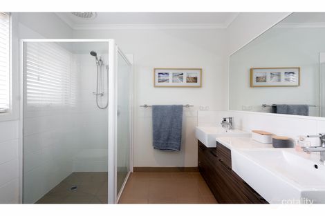 Property photo of 3 Yvette Close Sale VIC 3850