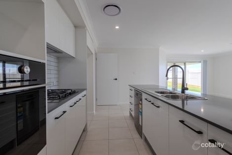 Property photo of 46 Federation Boulevard Forbes NSW 2871