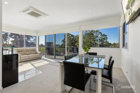 Property photo of 73 Slip Road Paynesville VIC 3880