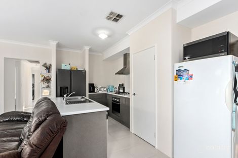 Property photo of 7 Egrove Lane Piara Waters WA 6112
