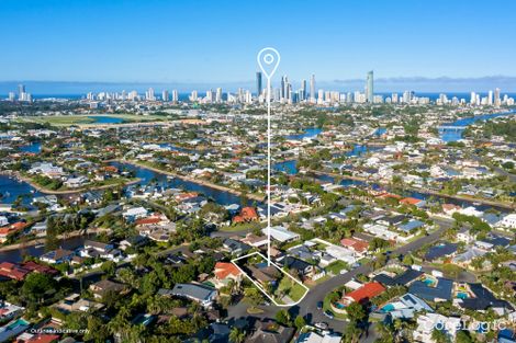 Property photo of 15 Dunbarton Avenue Bundall QLD 4217