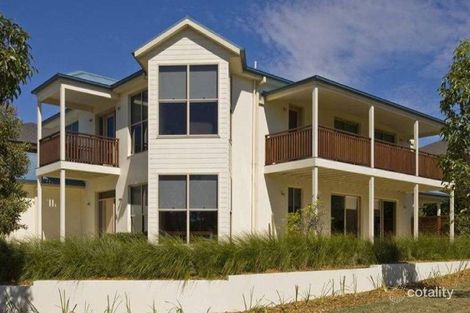 Property photo of 12 Barrack Circuit Macquarie Links NSW 2565