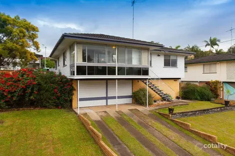 70 Valentia St, Mansfield, QLD 4122