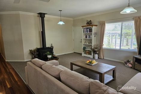 Property photo of 18 Howe Street Broke NSW 2330