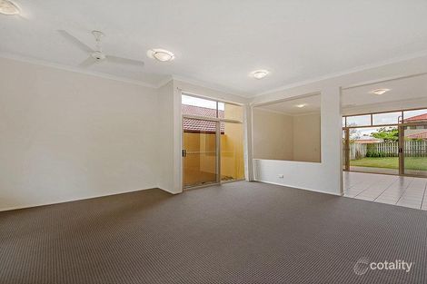 Property photo of 2 Hillbrook Place Varsity Lakes QLD 4227