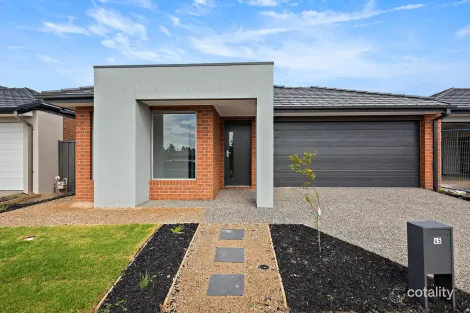 45 Tuff St, Werribee, VIC 3030