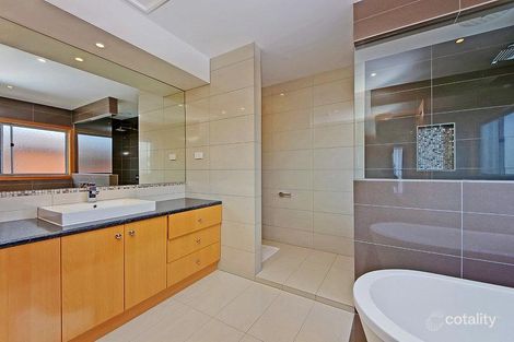 Property photo of 12 Edgerunner Circuit St Albans VIC 3021