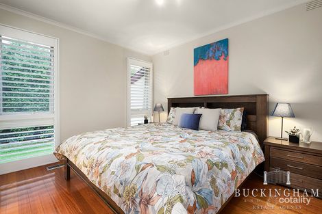 Property photo of 30 Kanowindra Crescent Greensborough VIC 3088