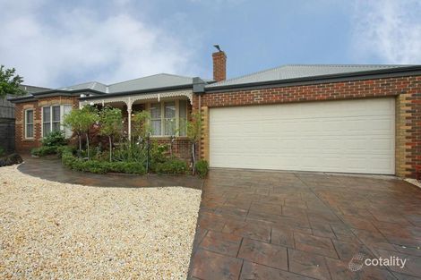 7 Hillrise Cres, Chirnside Park, VIC 3116