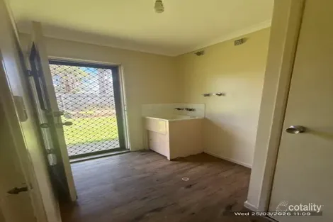 Property photo of 1 Cowper Avenue Eagleby QLD 4207