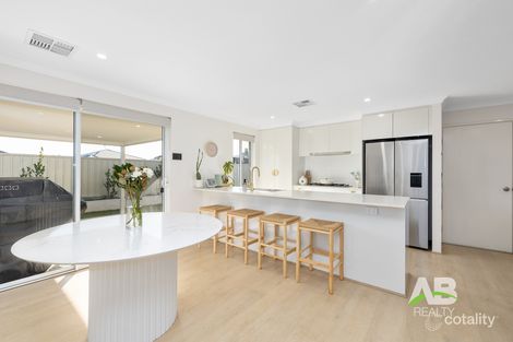 1 Moscow Rtt, Hocking, WA 6065