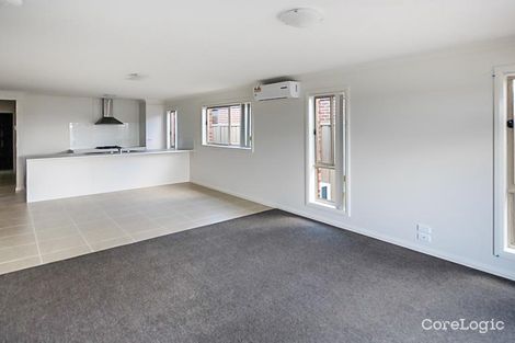 Property photo of 10 Raspberry Way Kurunjang VIC 3337