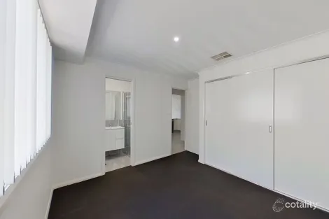 Property photo of 13B Lansdowne Drive Dubbo NSW 2830