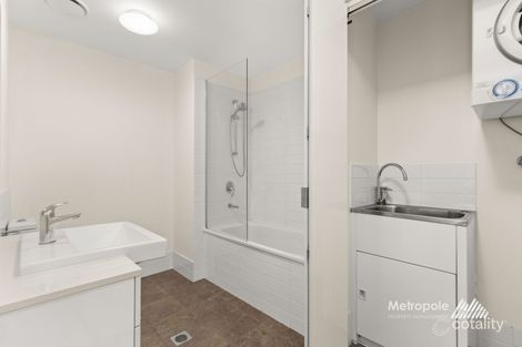 Property photo of 3/28 Chatsworth Road Greenslopes QLD 4120