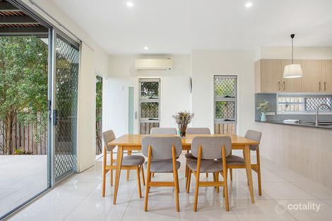 Property photo of 2/32 Hicks Street Mount Gravatt East QLD 4122