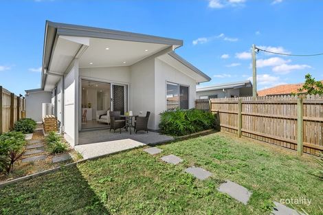 Property photo of 2/23 Moore Street Victoria Point QLD 4165