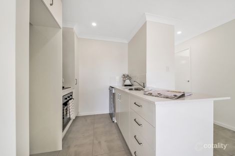 Property photo of 2/23 Moore Street Victoria Point QLD 4165