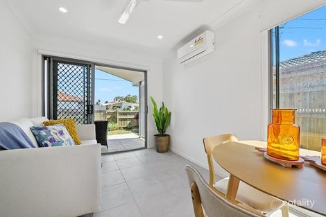 Property photo of 2/23 Moore Street Victoria Point QLD 4165