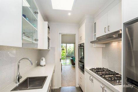 Property photo of 2/372 Middleborough Road Blackburn VIC 3130