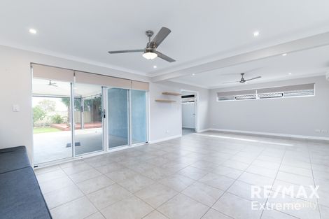 Property photo of 6 Prudhoe Mews Ridgewood WA 6030