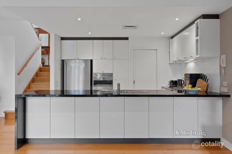 Property photo of 36 St John Circle Chirnside Park VIC 3116