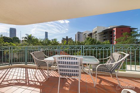 Property photo of 6/1 Goodwin Street Kangaroo Point QLD 4169