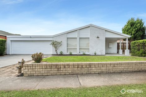 Property photo of 3 Oakwood Drive Carrum Downs VIC 3201