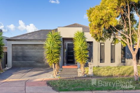 Property photo of 15 Whitlam Green Point Cook VIC 3030