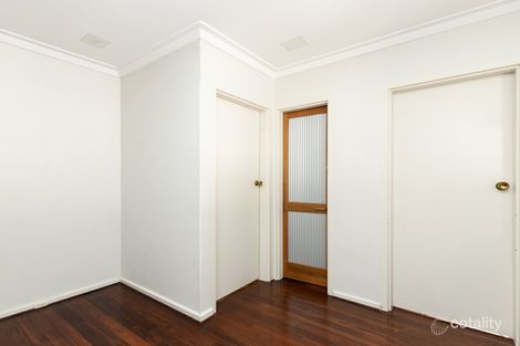 9 Vesta Cres, Shelley, WA 6148