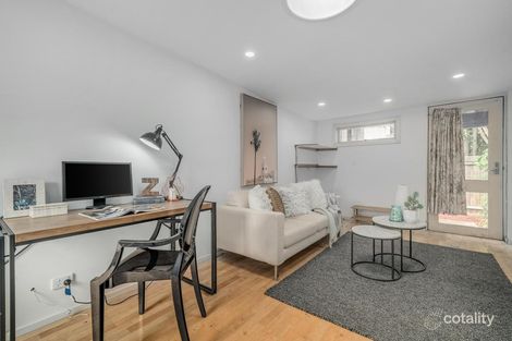Property photo of 1/210 Cotham Road Kew VIC 3101