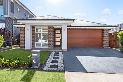 12 Holden Dr, Oran Park, NSW 2570