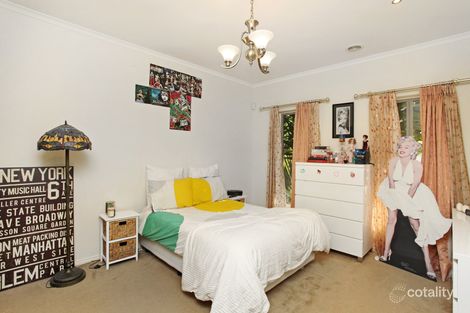 Property photo of 3 Darleith Terrace Caroline Springs VIC 3023