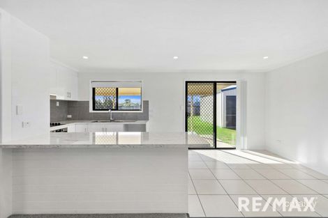 Property photo of 11 Gunsynd Way Point Vernon QLD 4655