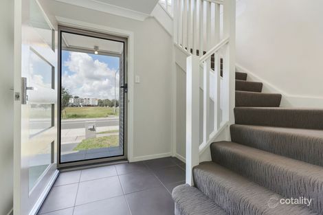 Property photo of 19 Darug Avenue Glenmore Park NSW 2745