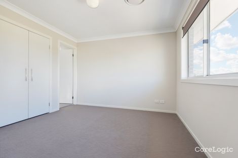 Property photo of 19 Darug Avenue Glenmore Park NSW 2745