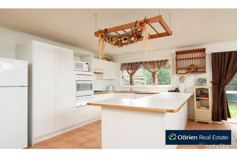 Property photo of 16 Tangerine Drive Narre Warren South VIC 3805