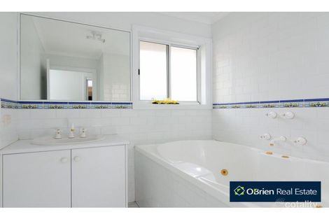 Property photo of 16 Tangerine Drive Narre Warren South VIC 3805