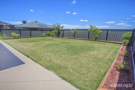 Property photo of 99 Wattletree Street Craigieburn VIC 3064