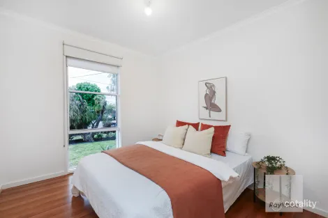 Property photo of 6 Bunbury Court Gladstone Park VIC 3043