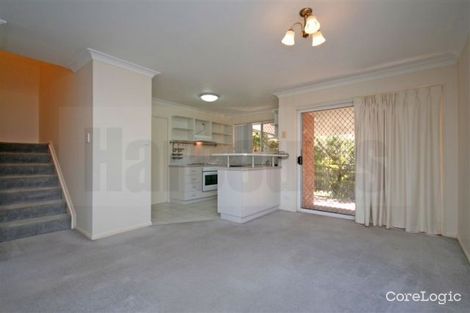 Property photo of 19/11 Meadow Place Middle Park QLD 4074