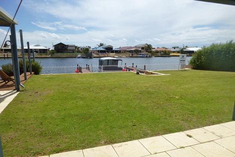 Property photo of 64 Murray Waters Boulevard South Yunderup WA 6208
