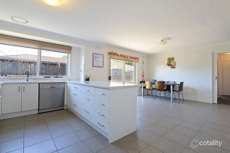 7 Sunbird Cres, Carrum Downs, VIC 3201