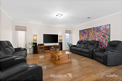 Property photo of 26 Lineham Drive Cranbourne East VIC 3977