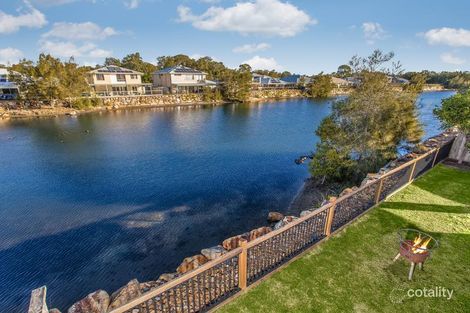 29 Adam St, Beachmere, QLD 4510