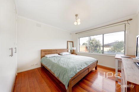 Property photo of 4 Cranbrook Court Gladstone Park VIC 3043