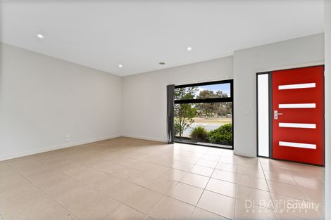 Property photo of 23/4 Delany Lane Craigieburn VIC 3064