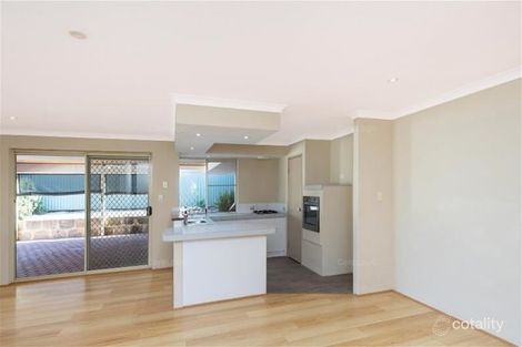 Property photo of 14 Satinash Retreat Halls Head WA 6210