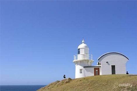 Property photo of 35 Matthew Flinders Drive Port Macquarie NSW 2444