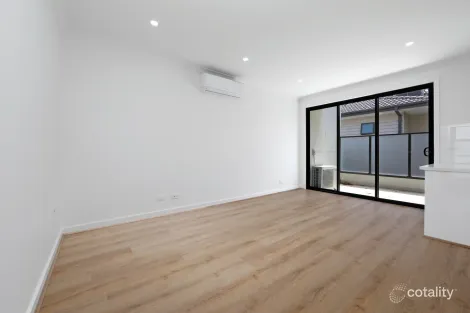 Property photo of 2/637 Stud Road Scoresby VIC 3179