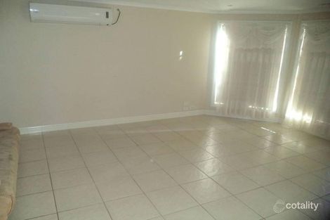 Property photo of 41 Wheatley Avenue Roxburgh Park VIC 3064